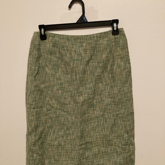 Oscar de la Renta green tweed suit. Size 4P 🎉Host Pick🎉 - Picture 4 of 5